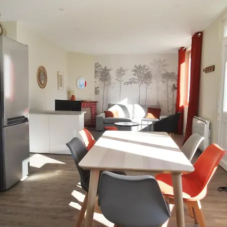 T3 Neuf 65m2 5 Personnes Avec Jardin Au Calme, Menage Inclus, Local Velo