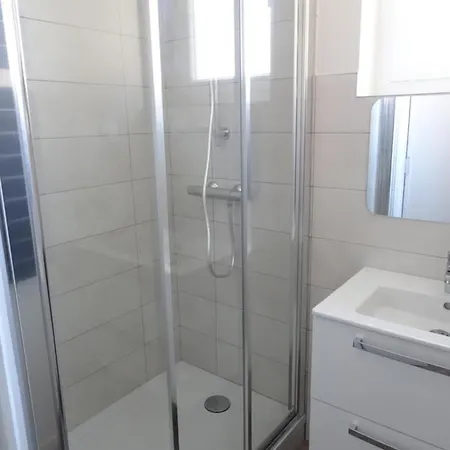 T3 Neuf 65m2 5 Personnes Avec Jardin Au Calme, Menage Inclus, Local Velo Bagnères-de-Luchon