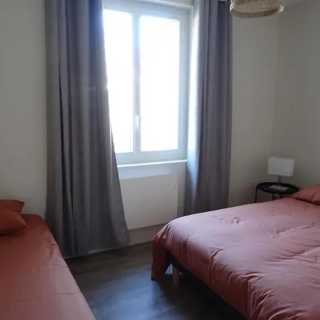 T3 Neuf 65m2 5 Personnes Avec Jardin Au Calme, Menage Inclus, Local Velo דירה Bagnères-de-Luchon