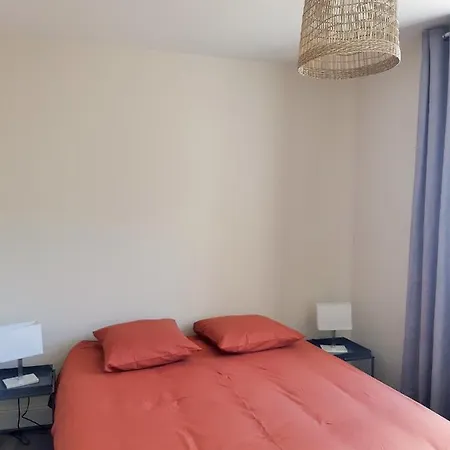 דירה T3 Neuf 65m2 5 Personnes Avec Jardin Au Calme, Menage Inclus, Local Velo